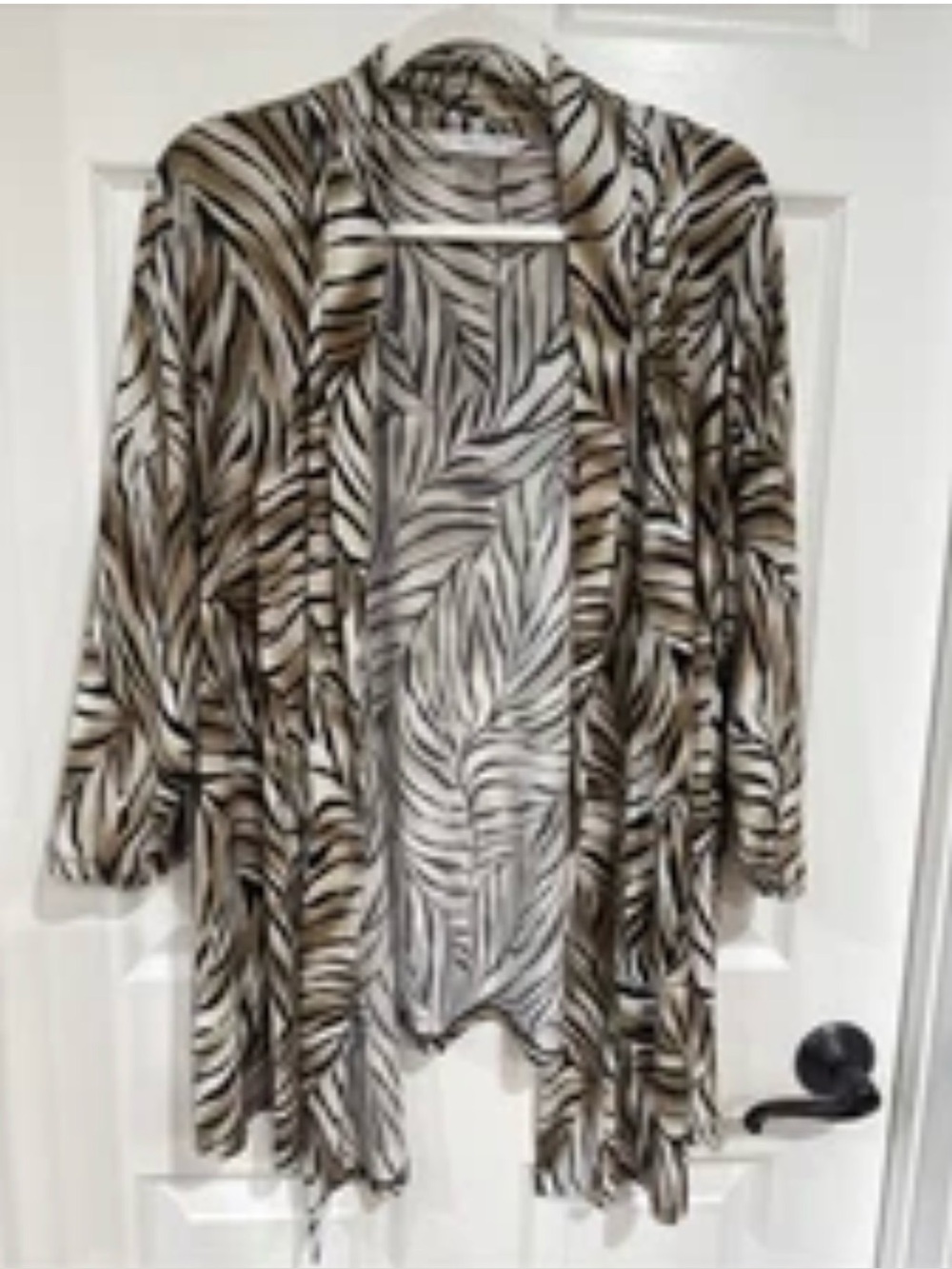 Peter Nygard Women 2X Open Front Cardigan Top Brown Multi Abstract Animal Print